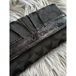 VTG COACH Black Signature 12CM Jacquard Patent Leather Trifold Clutch Wallet Set
